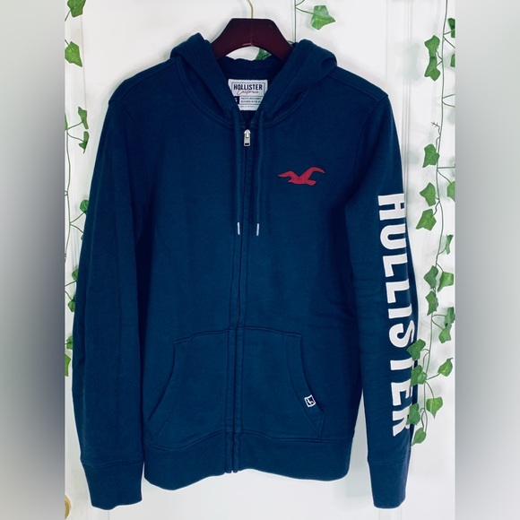 Hooded Sweater with Zipper - Picture 2 of 3